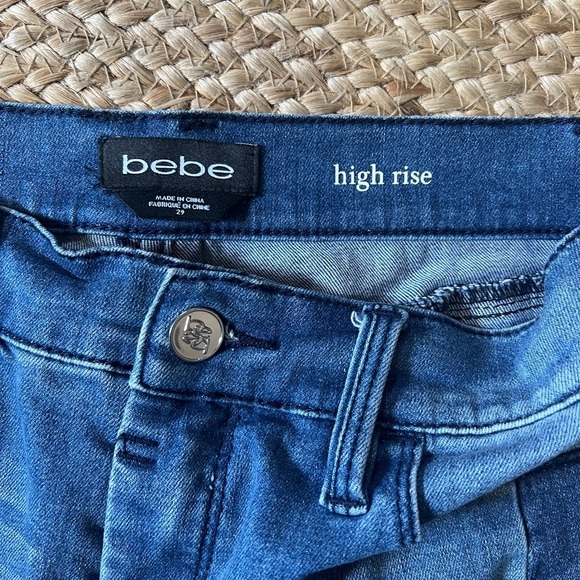 bebe Women’s pants size 29, used in very good condition - Picture 5 of 8